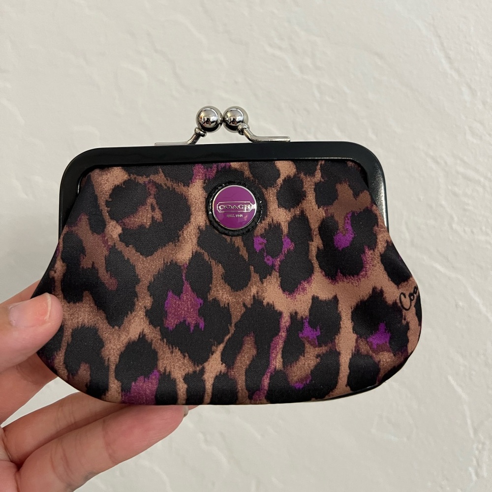 COACH Signature Ocelot Print Kisslock Coin Purse 👛 Leopard Y2K